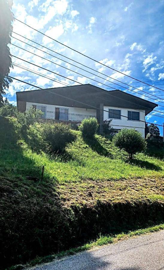 Five-Bedroom House in Cornimont, Parc naturel régional des Ballons des Vosges