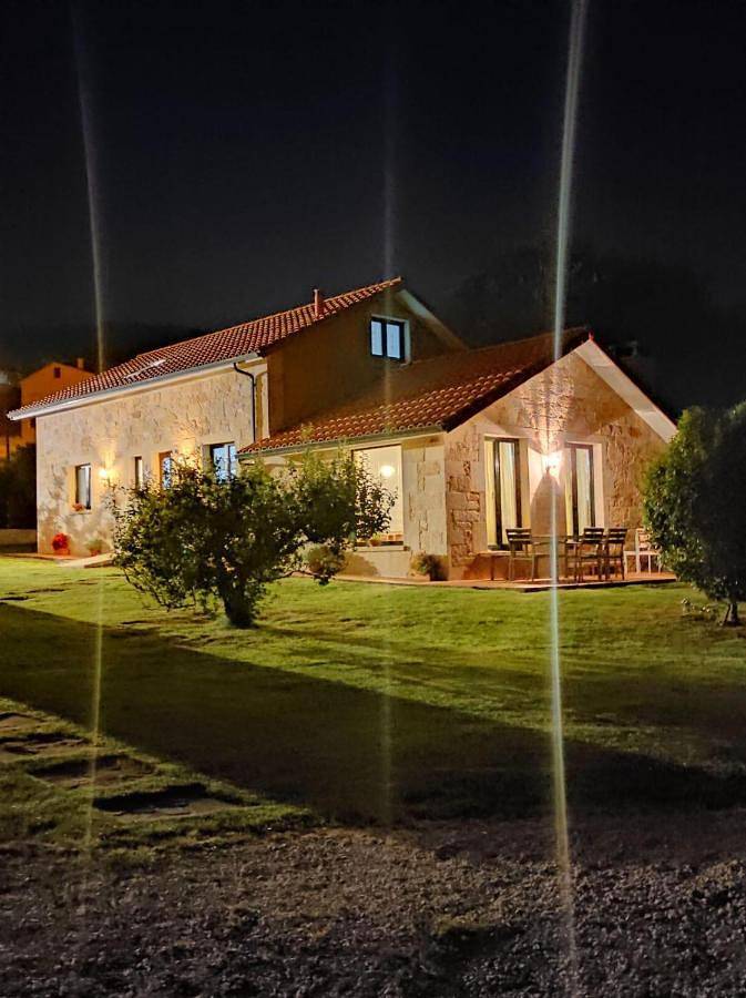 Casa rural para 4 personas, con Terraza además de Jardín y Vistas en Costa da Morte - 2