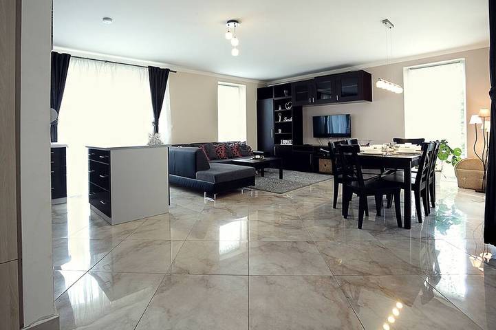 Ferienhaus für 10 Personen, mit Terrasse und Garten - 1