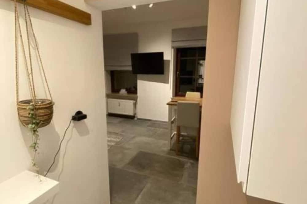 Ganze Wohnung, Heller Zweiraumtraum im Zentrum in Würzburg, Fränkisches Weinland