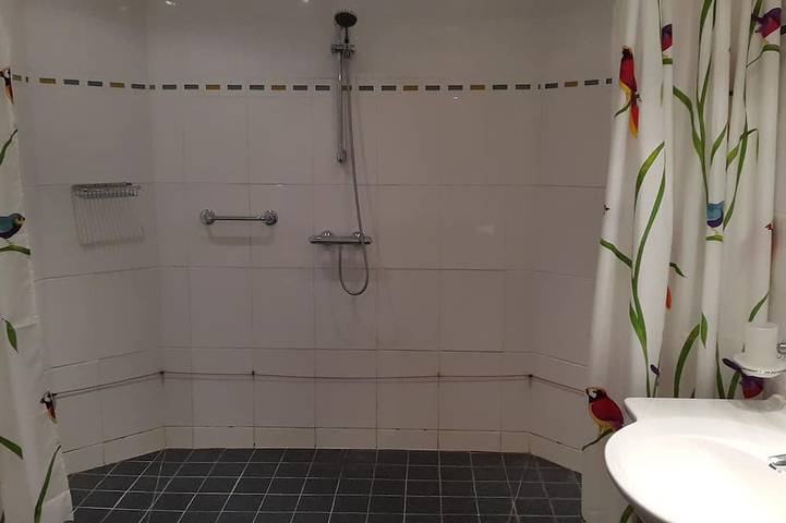 Familienhaus mit exklusivem Pool im Park des Schlosses in Vallenay, Saint-Amand-Montrond