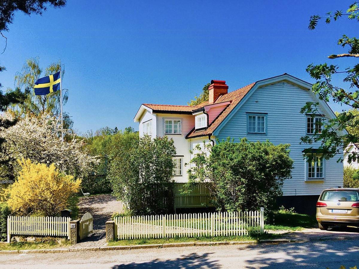 Charmante Villa von 1918 mit sonniger Terrasse in Mälaren