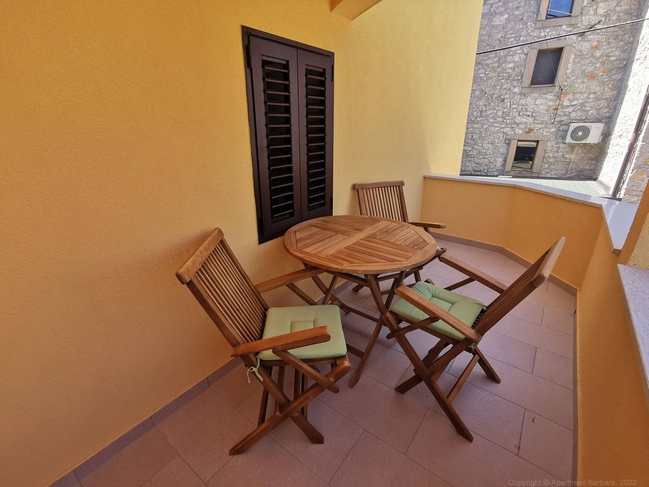 Ganze Wohnung, Ferienwohnung in Stivan mit Terrasse, Klimaanlage, W-Lan (920-2) in Martinscica, Cres