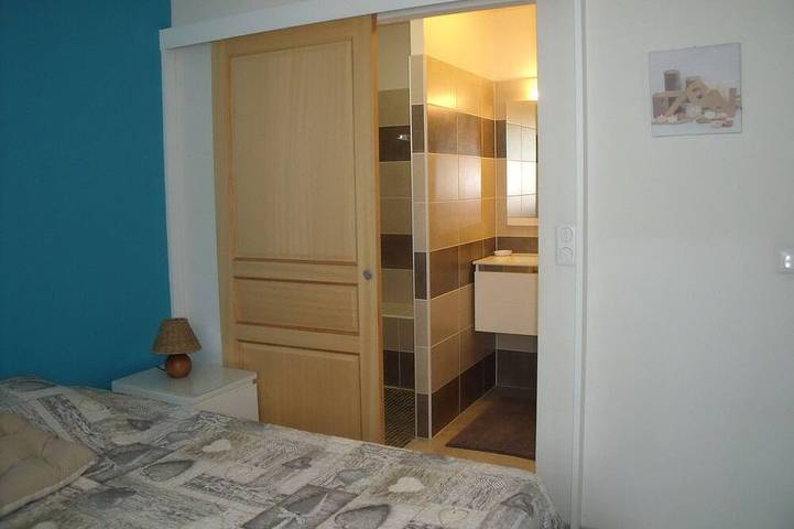 Location de vacances pour 6 personnes, avec jardin à Régusse - 3