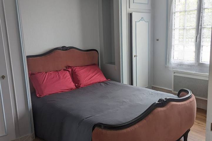 Location de vacances pour 9 personnes, avec jardin et terrasse à Saint-Georges-sur-Cher - 2