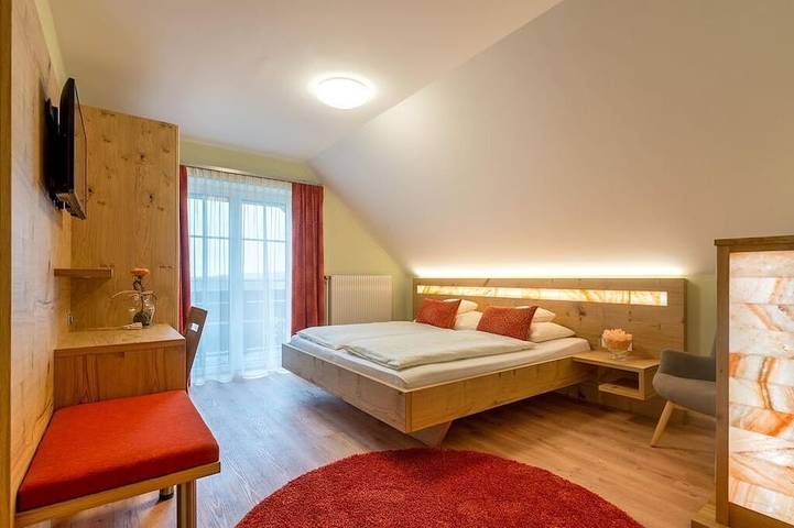 Familienzimmer - Glatz \"Haus Siegesbrunn\" in Bad Waltersdorf, Steirerland