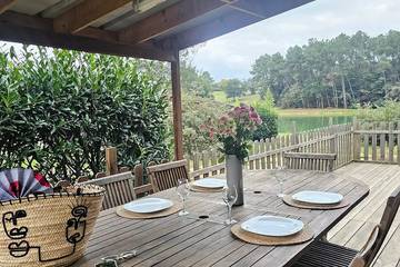 Gîte pour 5 personnes, avec terrasse et piscine à Douville