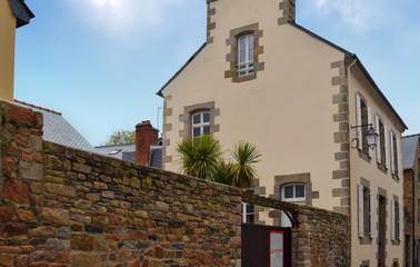 Location de vacances pour 8 personnes, avec terrasse dans Port de Paimpol