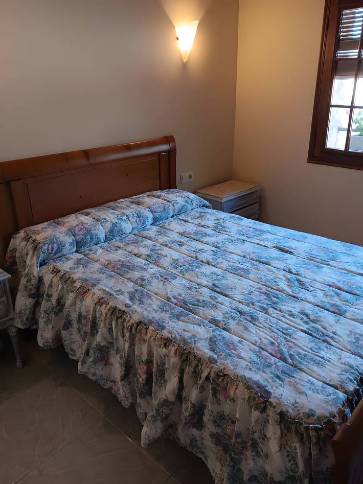 Entire apartment, Apartment 'El Rector' with private terrace, Wi-Fi and air conditioning in Sant Martí Sesgueioles, Barcelona Inland