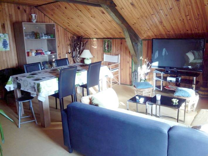 Gîte pour 6 personnes, avec vue et jardin dans Tanavelle