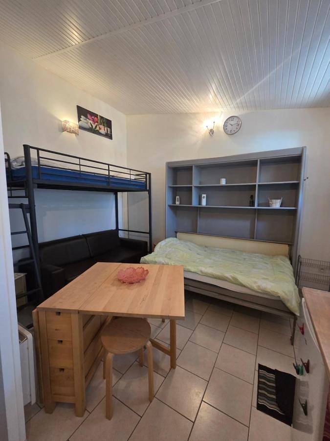 Gîte pour 3 personnes, avec terrasse et jardin à Saint-Savin (Gironde) - 3