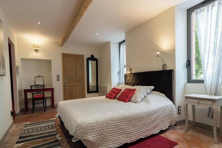 Location de vacances pour 6 personnes, avec jardin et piscine à Aignes - 3