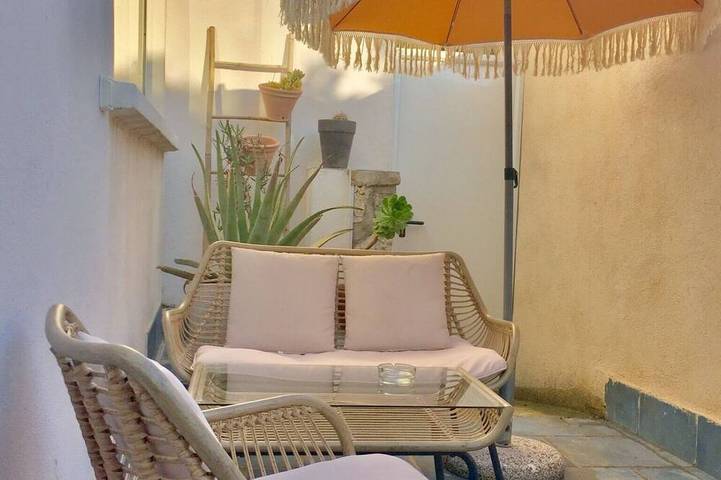 Gîte pour 3 personnes, avec terrasse dans Calanque De Port Pin Cassis