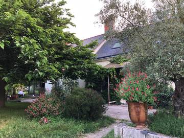 Cottage pour 2 personnes, avec vue et jardin, animaux acceptés à Allonnes