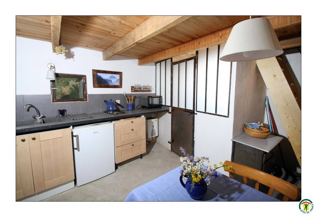 Casa de huéspedes para 2 personas con jardín in Dieulefit, Región de Nyons