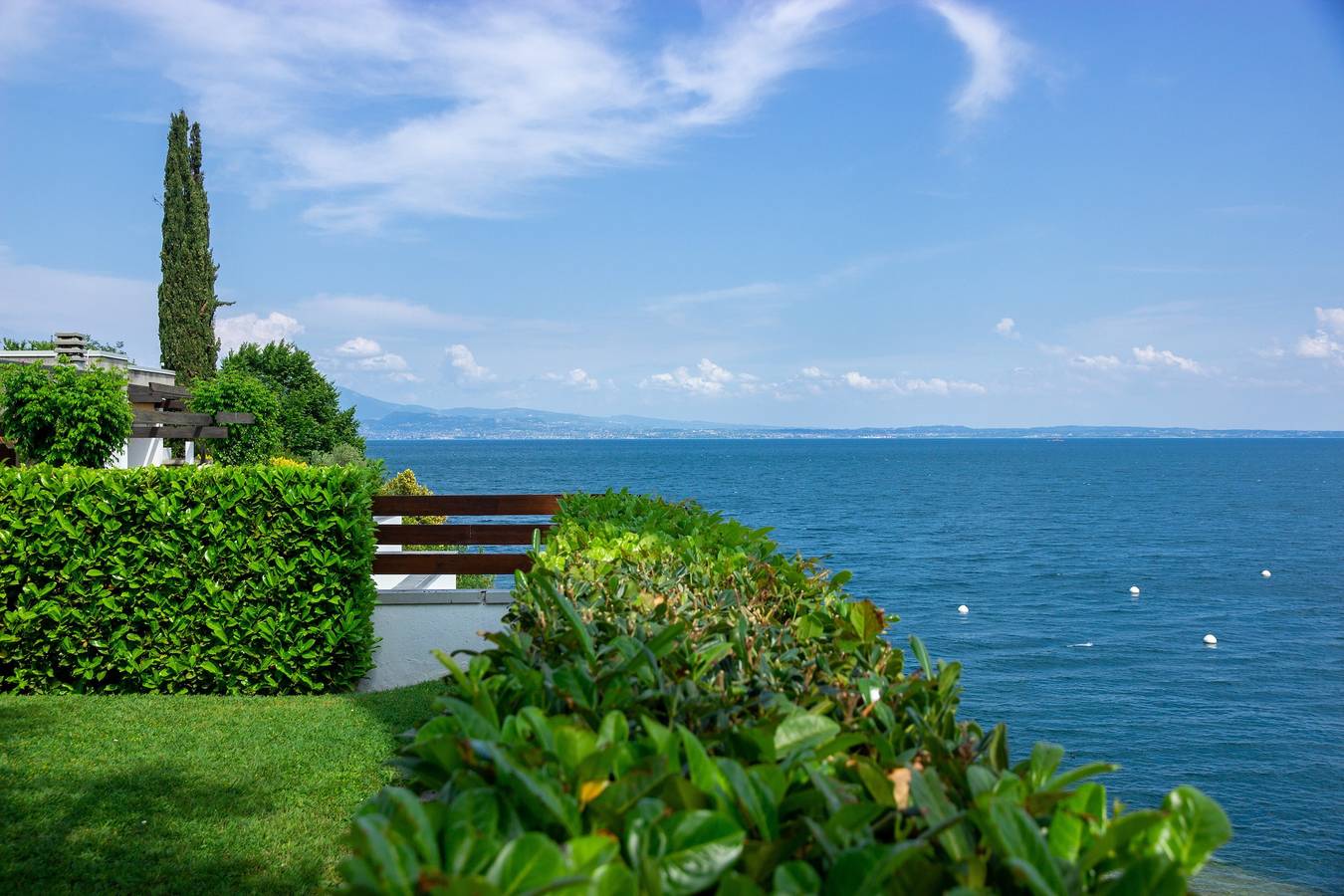 Casa Liner - A pochi passi dal lago con vista, terrazza privata e Wi-Fi in Moniga del Garda, Prealpi Gardesane