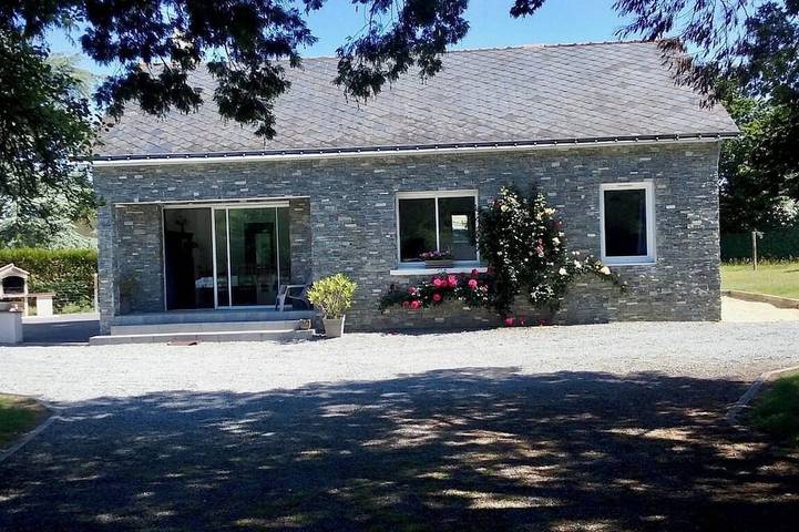 Location de vacances pour 8 personnes dans Plage de Pont-Mahé