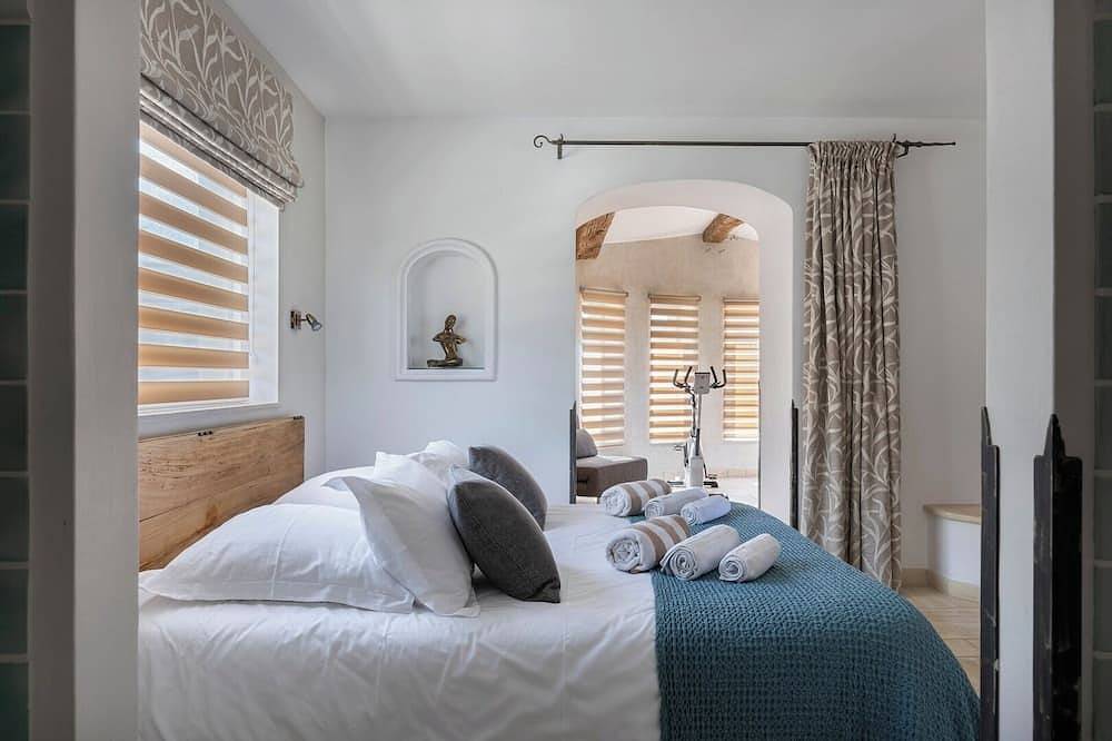 Villa-Deluxe-Ensuite-Bergblick in Valbonne, Mittelmeerküste (Frankreich)