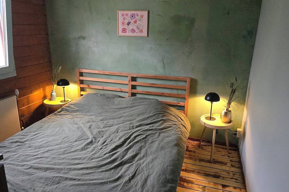 Bali Guesthouse near Amsterdam, Haarlem and Schiphol with Jacuzzi in North Sea Netherlands
