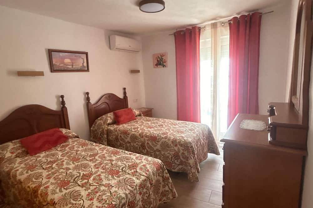 Pajuela House in Gaucín, Los Alcornocales
