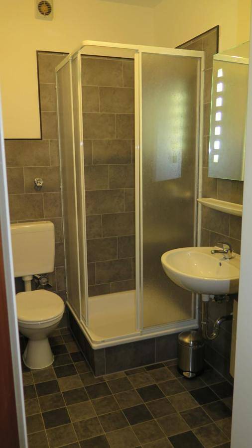 Geheel appartement, Two-Bedroom Apartment in Homberg/Ruhrort/Baerl, Duisburg