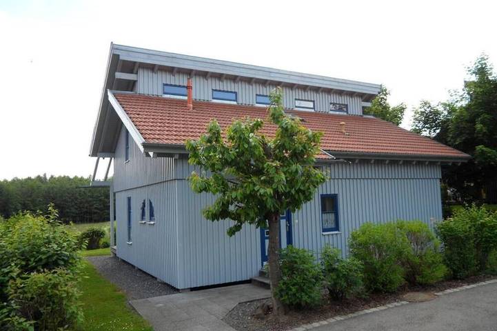 Ferienhaus für 8 Personen, mit Pool und Garten sowie Sauna in Waldmünchen