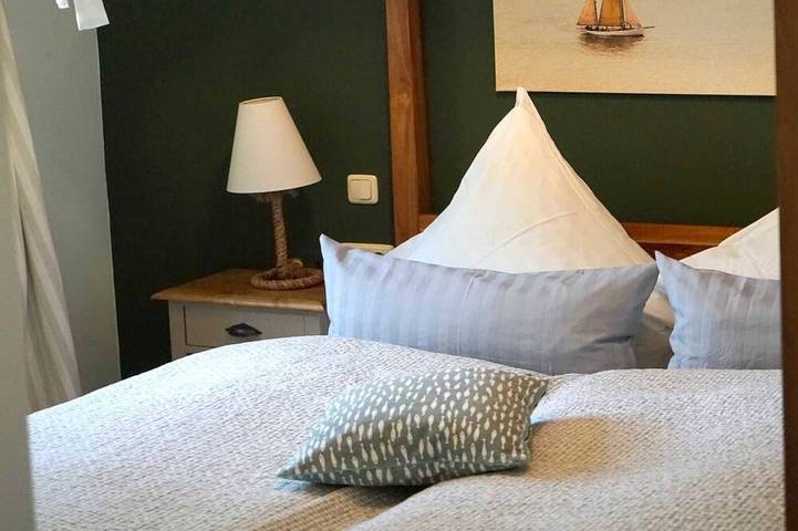 Ferienwohnung für 3 Personen, mit Sauna und Garten sowie Terrasse, mit Haustier in Altenkirchen - 3