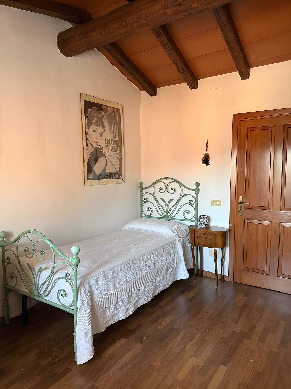 Chambre Triple avec Vue Montagne, Terrasse Partagée et Wi-Fi in Telti, Olbia-Tempio