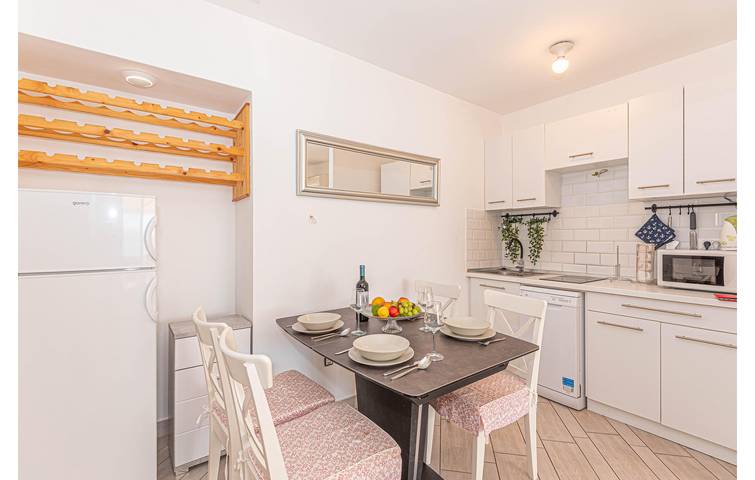 Ferienwohnung für 4 Personen, mit Terrasse in Grad Šibenik - 4