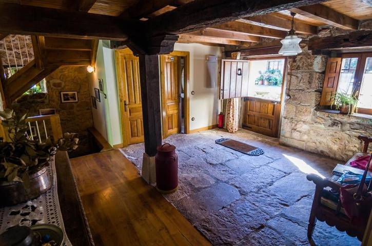 Casa rural para 12 personas, con terraza y vistas, Se admiten mascotas en Valle del Pas - 4