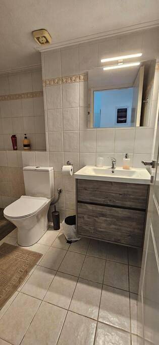 Appartement entier, One-Bedroom Apartment in Lamia, Région de Phthiotide