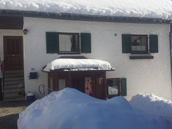 Ferienwohnung für 3 Personen, mit Garten in Obertraun