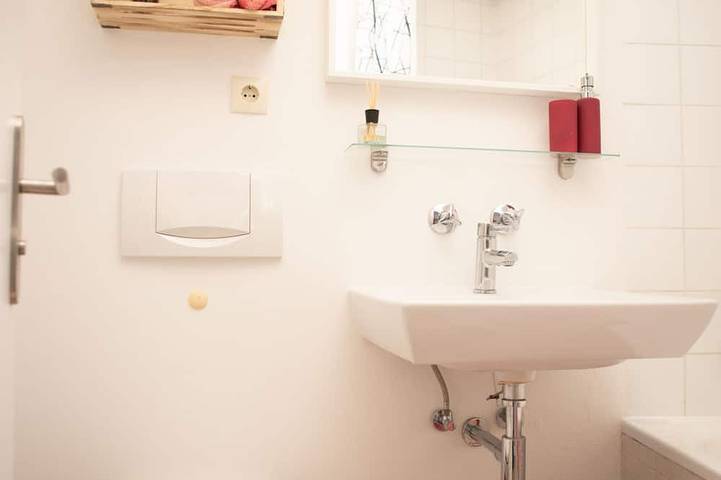 Ganze Wohnung, ☆Tolles Apartment☆Weitblick☆29.Stock☆Netflix☆Zentrum in Augsburg, Bayerisch Schwaben