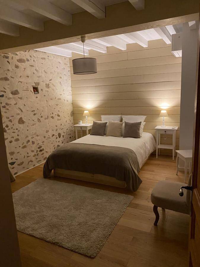 Chambre d’hôte pour 2 personnes, avec Terrasse et Jardin ainsi que Piscine et Vue en Pyrénées-Atlantiques - 2