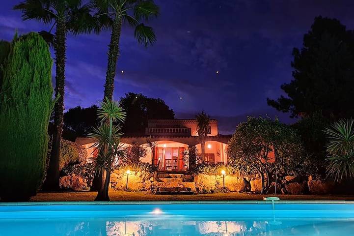 Villa pour 6 personnes, avec jardin à Roquefort-les-Pins