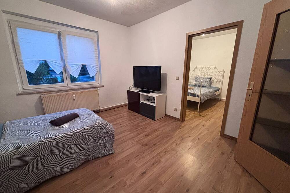 Ganze Wohnung, Flat for 6✭ Free bike ✭ best for employees in Elsteraue, Burgenlandkreis