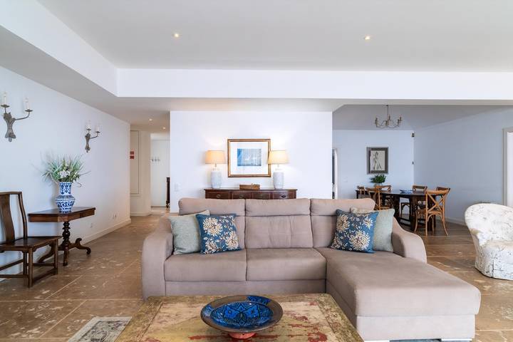 Ferienhaus für 8 Personen mit Pool in Caniço, Madeira