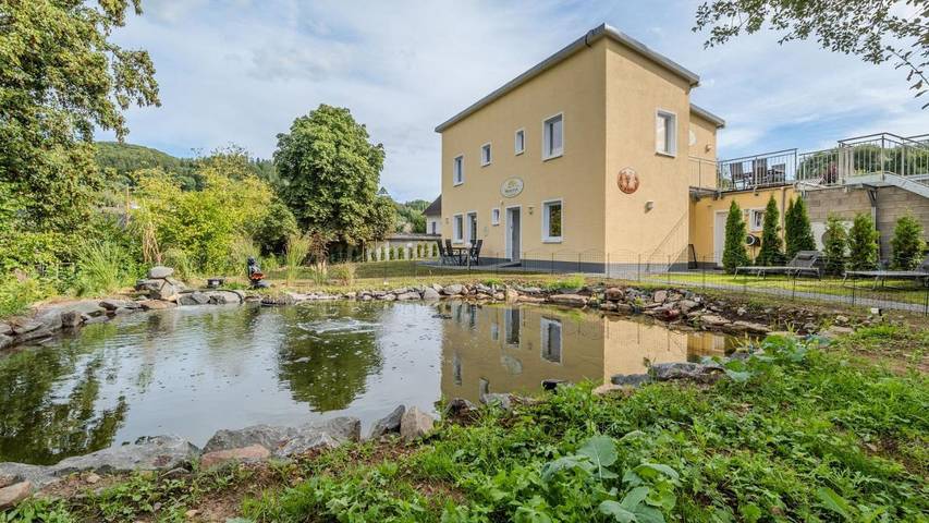 Ferienwohnung für 4 Personen, mit Garten und Sauna sowie Balkon - 1