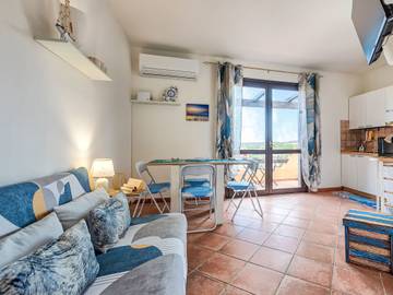 Appartamento per 4 Persone in Lu Bagnu, Castelsardo, Foto 1