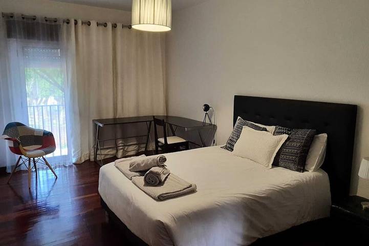 Ganze Wohnung, Apartment nahe dem Strand für Familien bis zu 6 Personen in Machico, Madeira