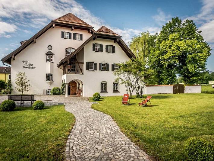 Hotel für 2 Personen, mit Balkon und Terrasse sowie Garten und Sauna in Freilassing