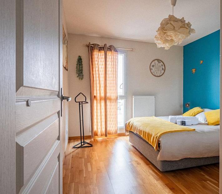 Gîte pour 4 personnes, avec balcon à Genas - 3