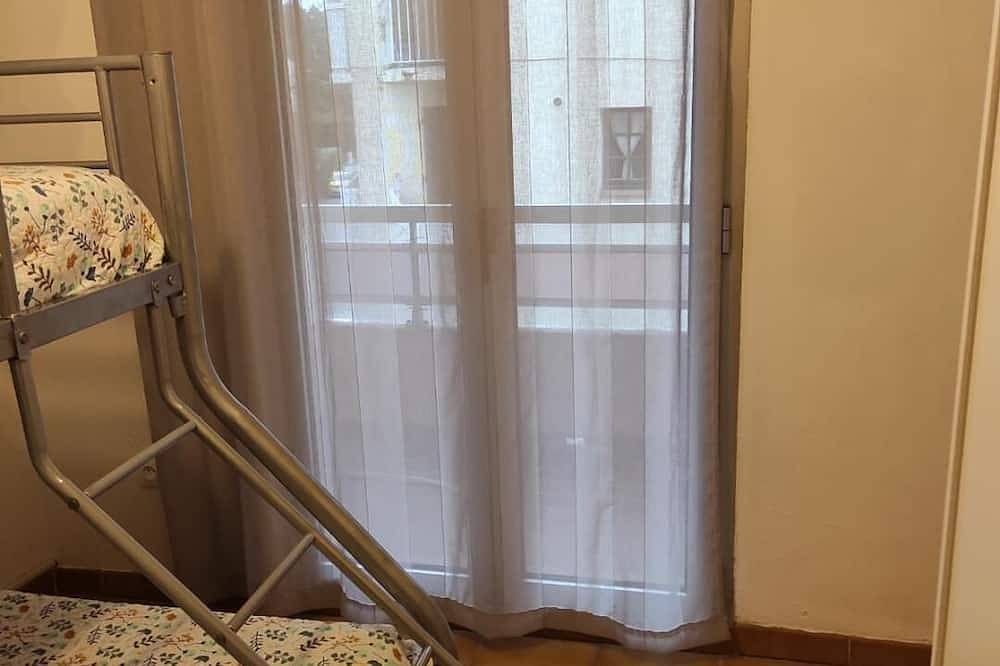 Apartamento entero, Cosy 2-bedroom apartment 100m from the picturesque port of Le Brusc in Six-Fours-les-Plages, Region de Toulon