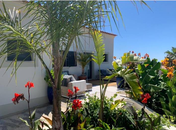 Chambre d’hôte pour 2 personnes, avec terrasse ainsi que jardin et vue à Lagoa