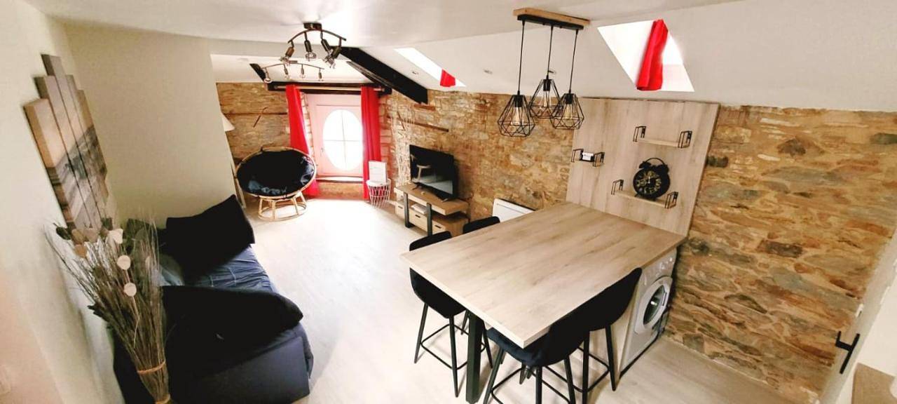 Appartement entier, One-Bedroom Apartment in Châteaubriant, Région de Châteaubriant