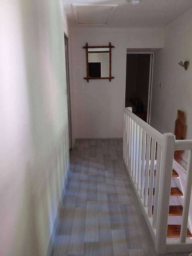 Location de vacances pour 6 personnes, avec jardin à Valdivienne - 2