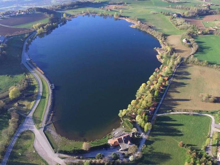 Location de vacances pour 5 personnes, avec terrasse dans Lac de Pelleautier