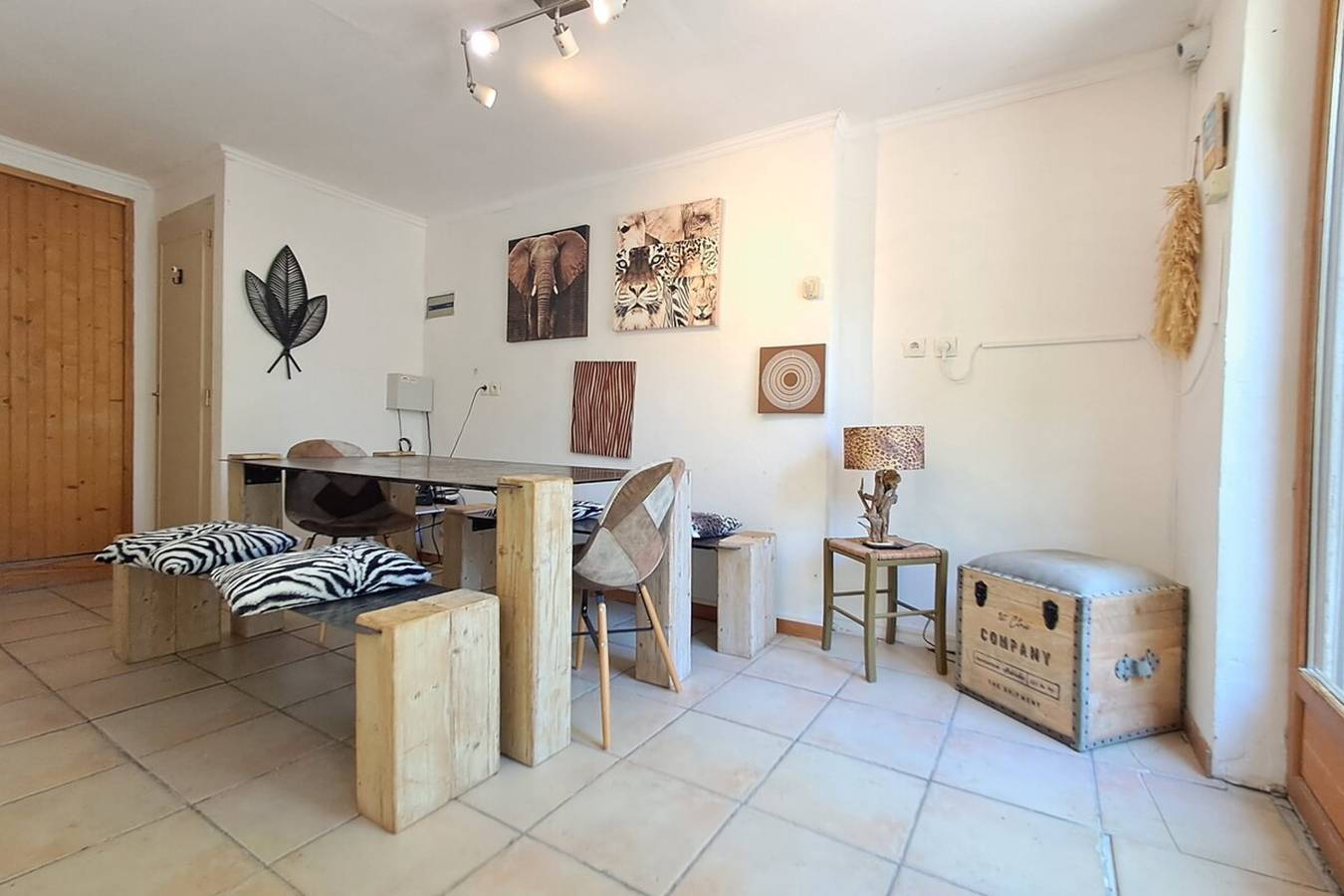 Cigale, piscine et jardin sans vis à vis in Fontcouverte, Région de Narbonne