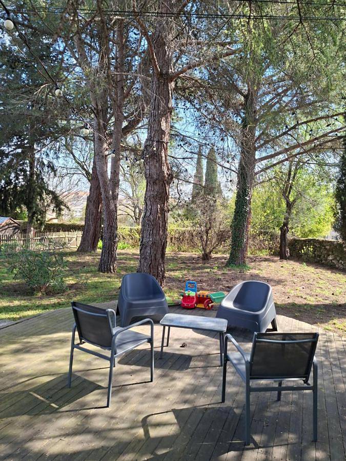 Gîte pour 4 personnes, avec jardin et terrasse, animaux acceptés à Uzès - 3