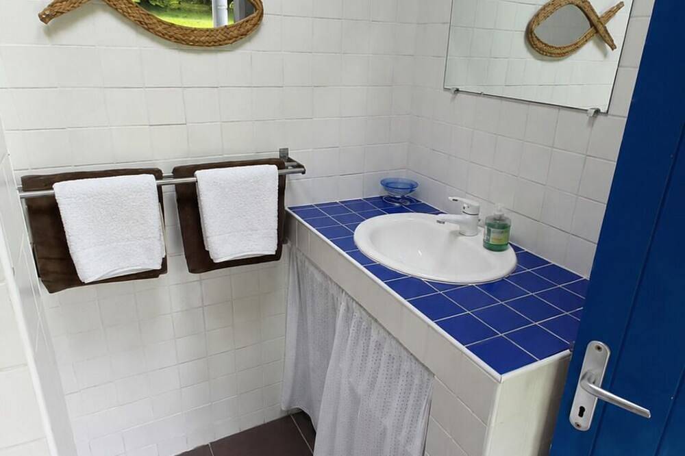 Authentic Fisherman’s Cabin • Audierne Bay • Brittany • 2 Guests in Saint-Jean-Trolimon, Quimper und Umgebung